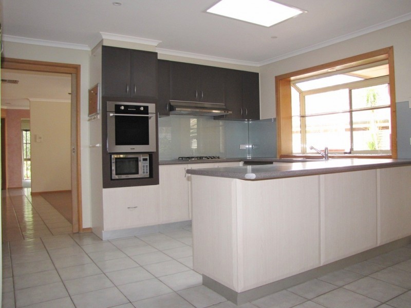 3 Cecil Court, South Morang VIC 3752