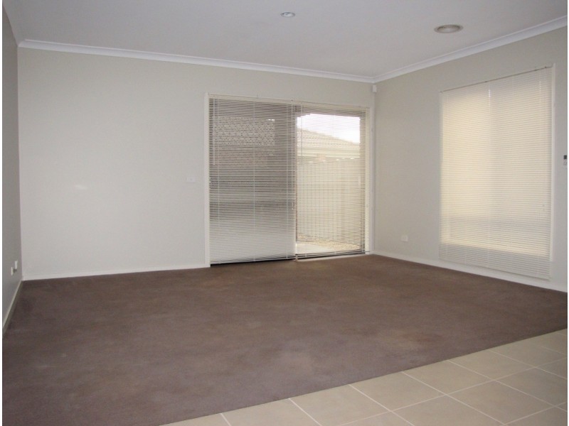 21 Lupin Street, Mernda VIC 3754