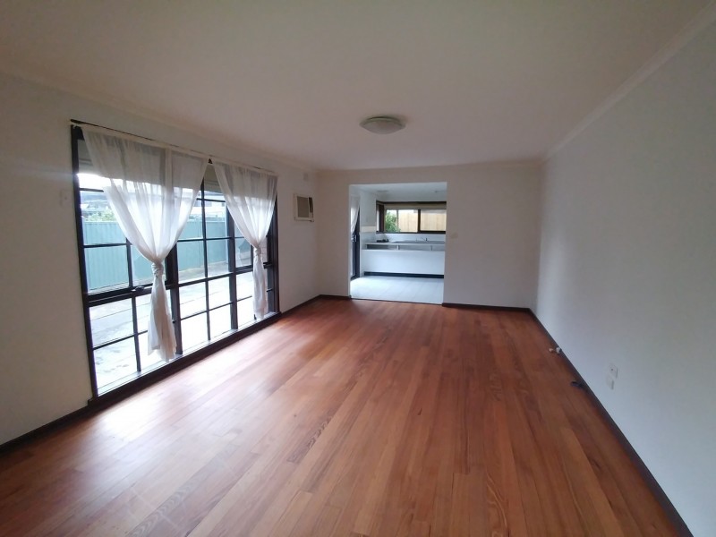 16 Cabernet Crescent, Bundoora VIC 3083