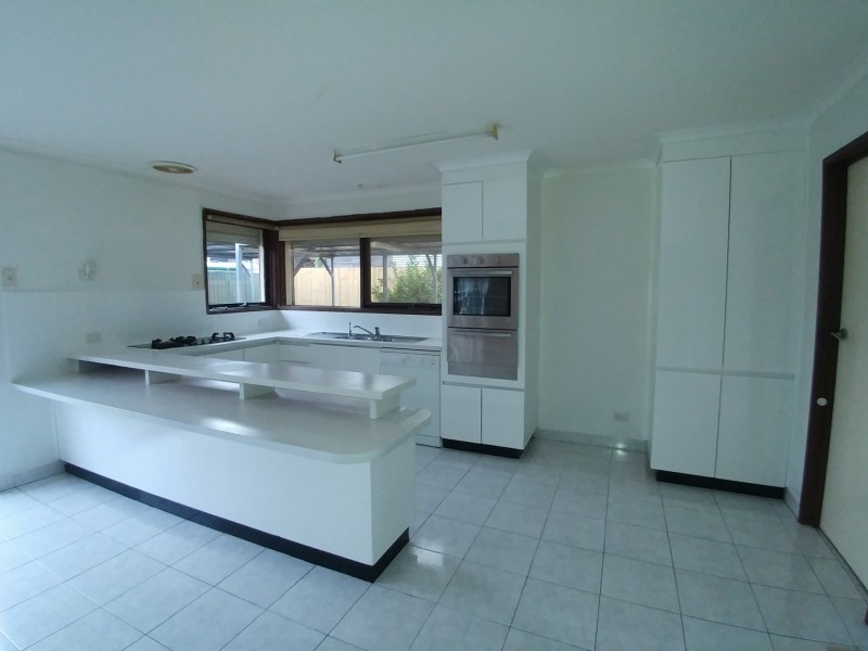 16 Cabernet Crescent, Bundoora VIC 3083