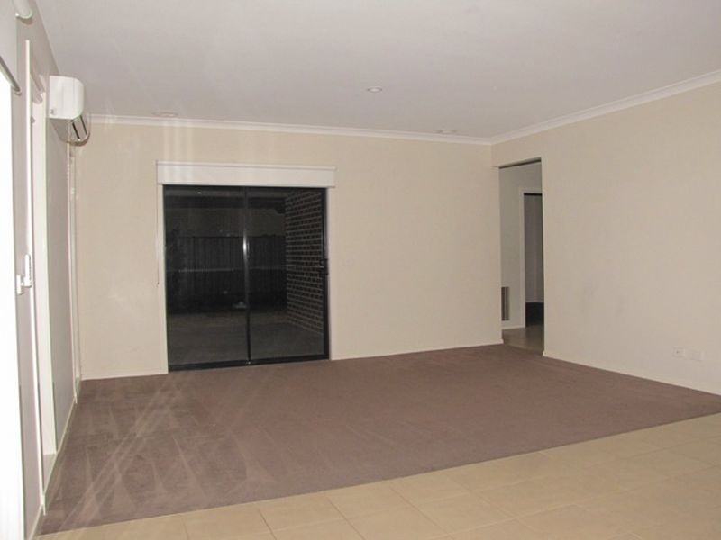 77 Pearsons Road, Mernda VIC 3754