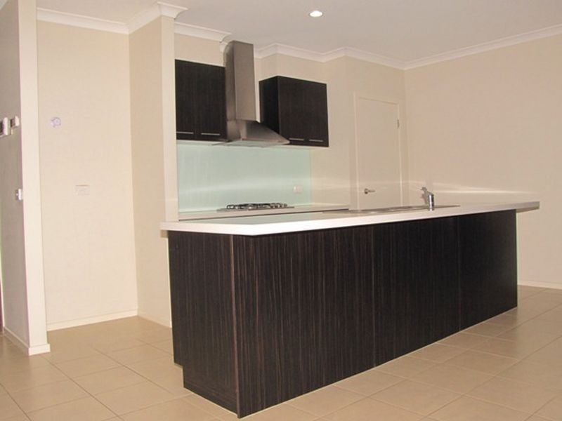 77 Pearsons Road, Mernda VIC 3754