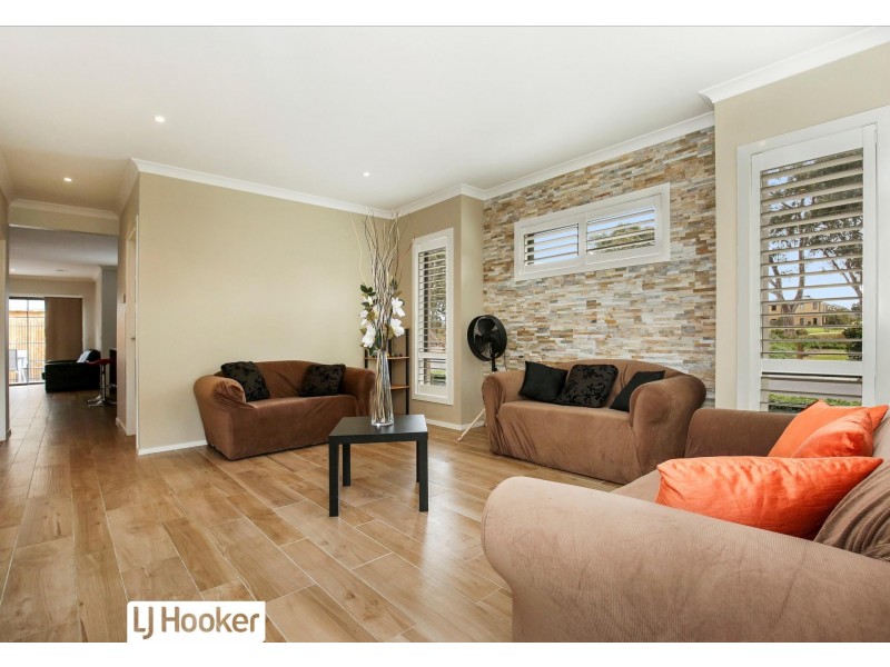 10 Pin Oak Mews, Epping VIC 3076