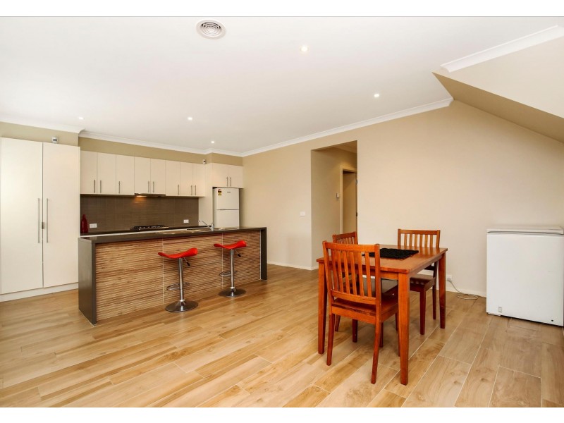 10 Pin Oak Mews, Epping VIC 3076