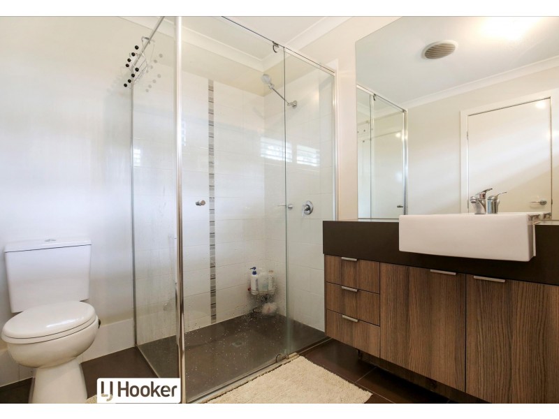 10 Pin Oak Mews, Epping VIC 3076