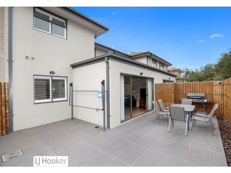 10 Pin Oak Mews, Epping VIC 3076