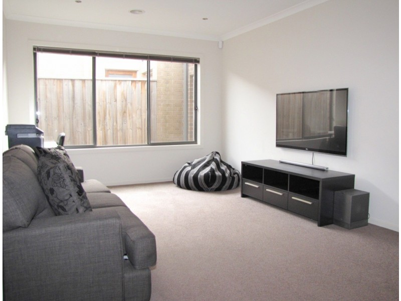 1 Arum Walk, Mernda VIC 3754