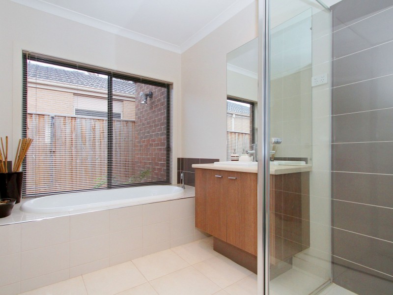 1 Arum Walk, Mernda VIC 3754