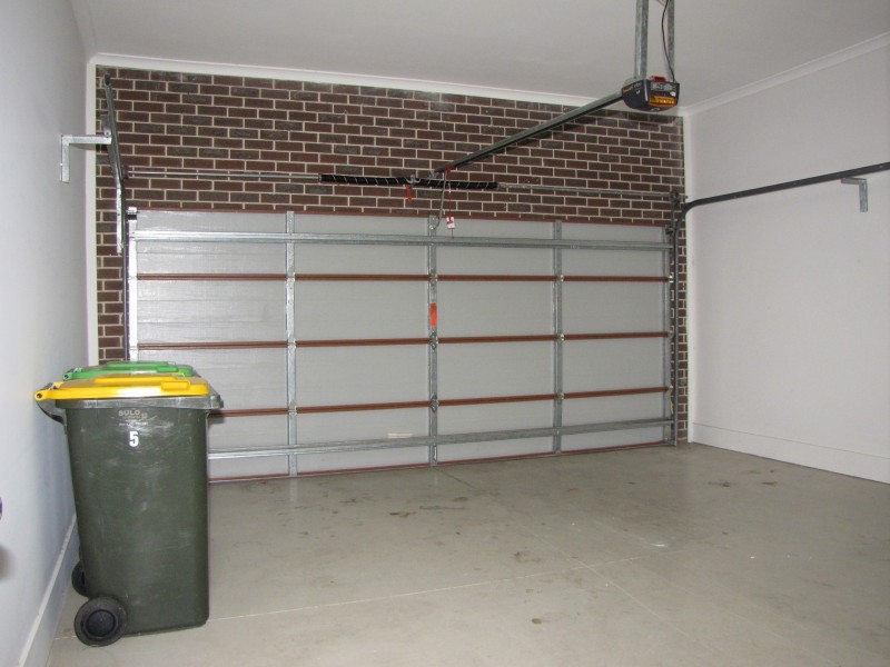 5 Coulthard Crescent, Doreen VIC 3754