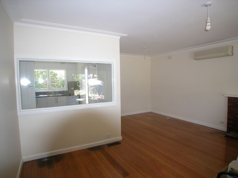 166 Grimshaw Street, Greensborough VIC 3088