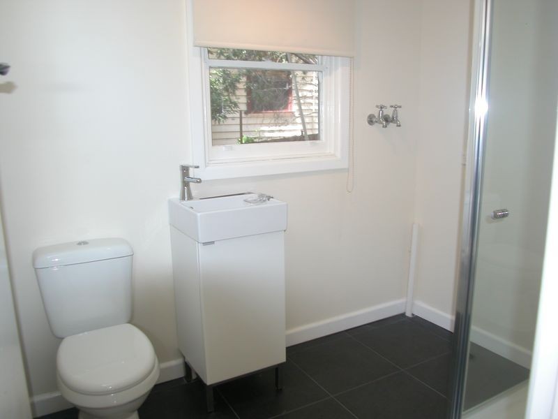 166 Grimshaw Street, Greensborough VIC 3088