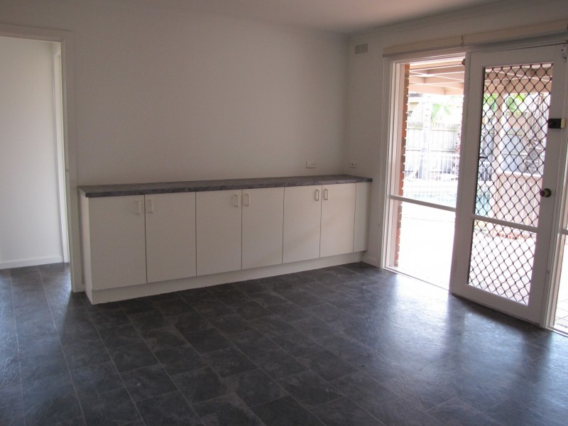 5 Karen Court, Mill Park VIC 3082