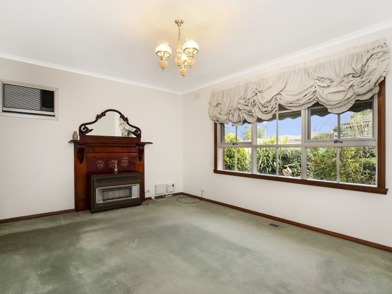 6 McGlynn Avenue, South Morang VIC 3752