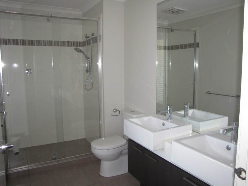 11 Cantona Parkway, Mernda VIC 3754