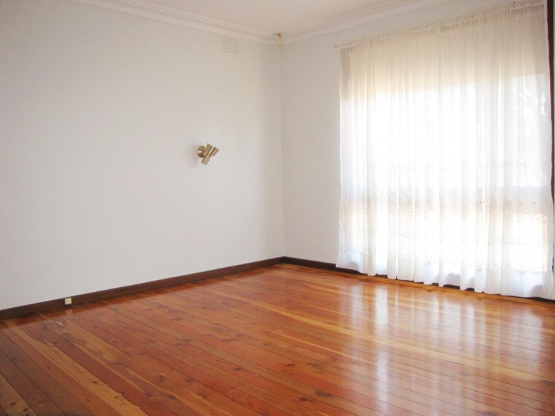 39 Wedge Street, Epping VIC 3076