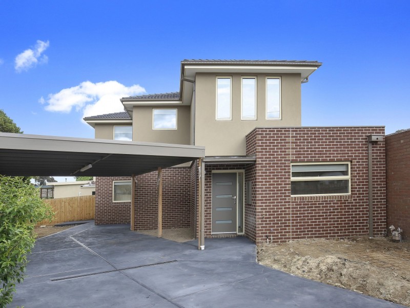 11 McGlynn Avenue, South Morang VIC 3752