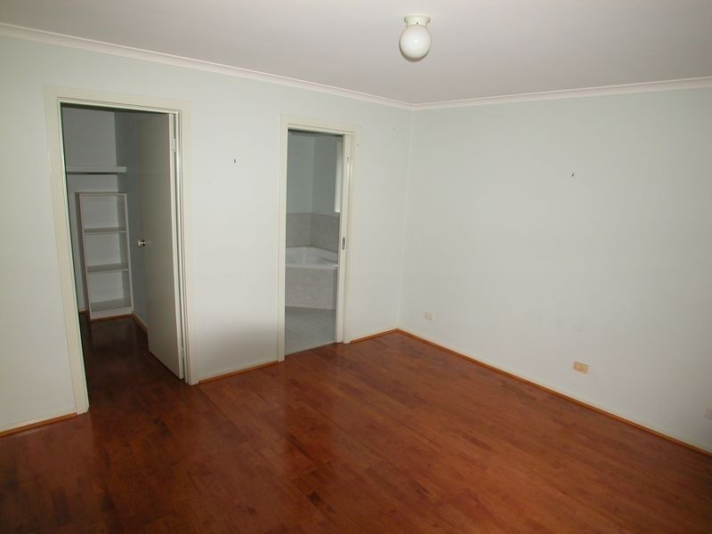 44 Teatree Drive, South Morang VIC 3752