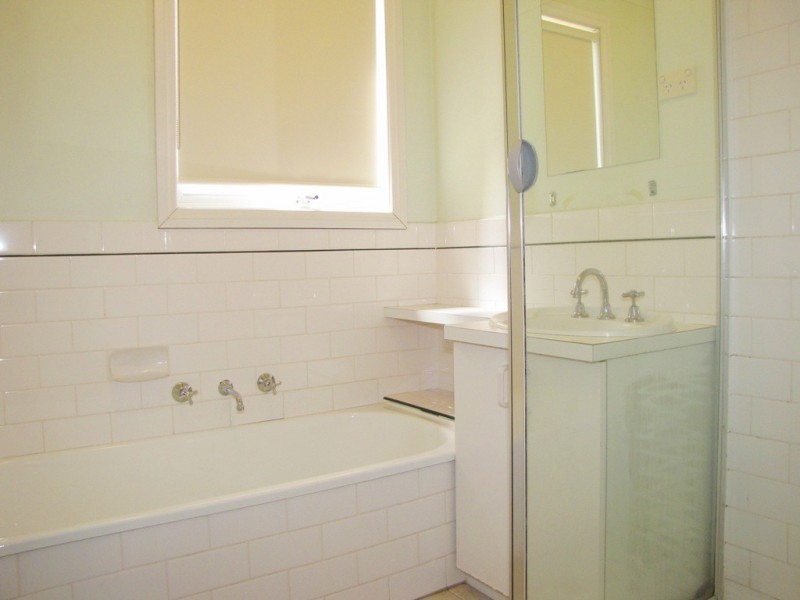 4/13 Daventry Street, Reservoir VIC 3073