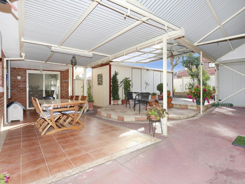 18 The Green, Mill Park VIC 3082