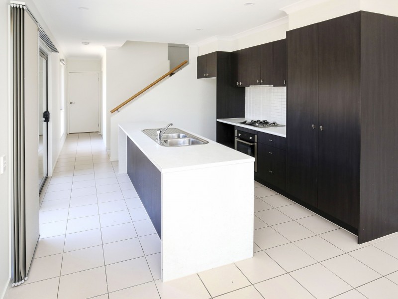 24 Maahu Amble, Mernda VIC 3754