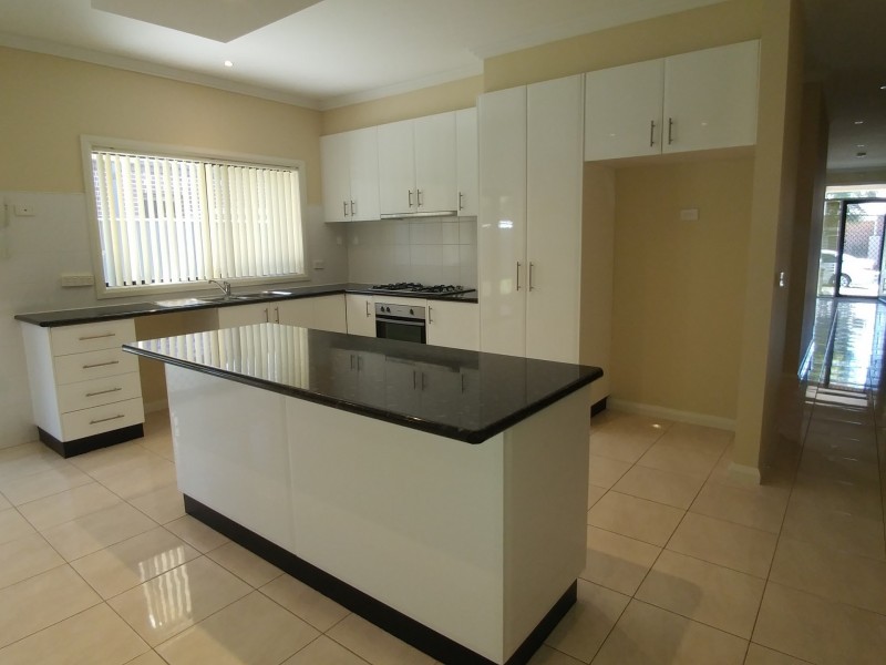 11 Grampians Drive, South Morang VIC 3752