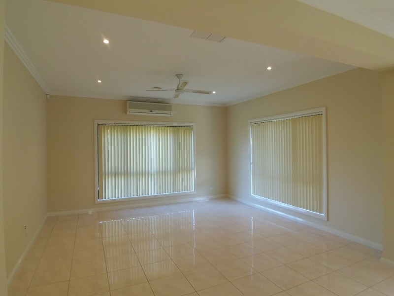 11 Grampians Drive, South Morang VIC 3752