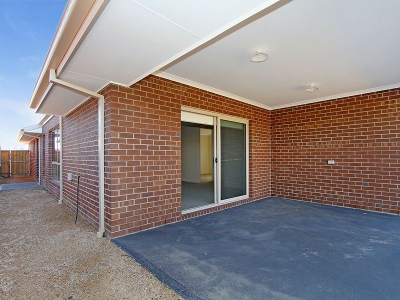 30 Atarhi Parade, Lalor VIC 3075