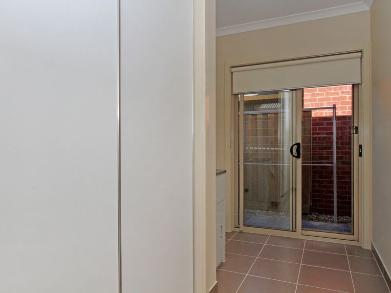 30 Atarhi Parade, Lalor VIC 3075