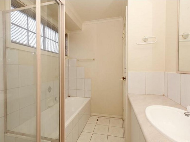 63 Bowman Drive, Mill Park VIC 3082