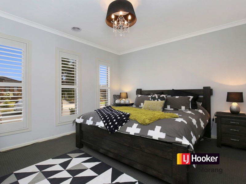 18 Pomegranate Grove, Mernda VIC 3754