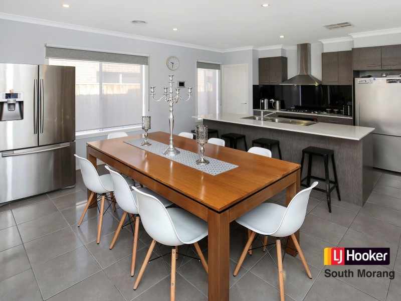 18 Pomegranate Grove, Mernda VIC 3754