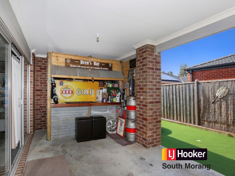 18 Pomegranate Grove, Mernda VIC 3754