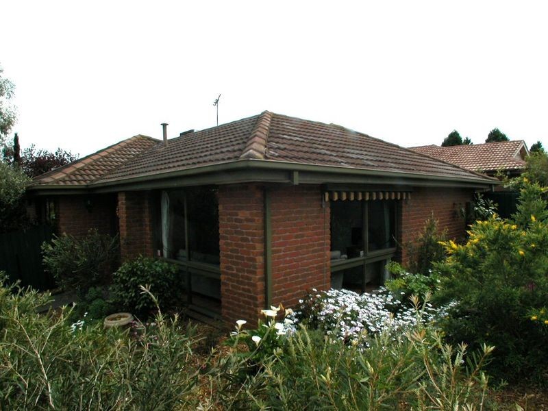 11 Buckland Crescent, Epping VIC 3076