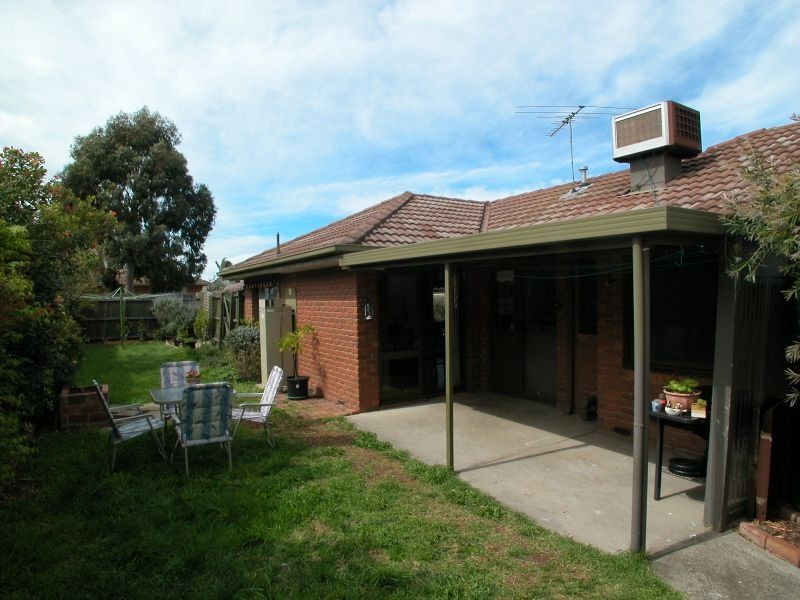 11 Buckland Crescent, Epping VIC 3076
