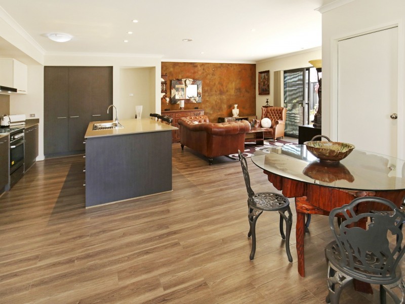 15 Rockgarden Way, Wollert VIC 3750