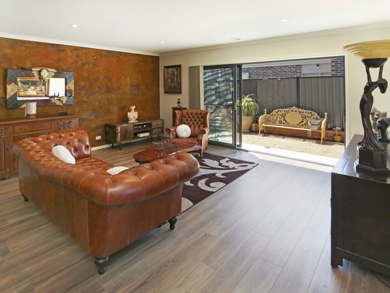 15 Rockgarden Way, Wollert VIC 3750