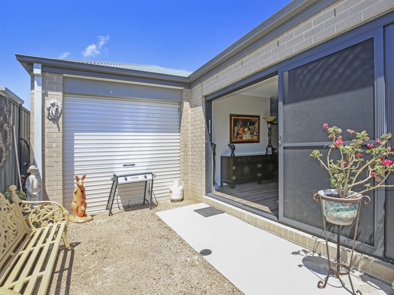 15 Rockgarden Way, Wollert VIC 3750