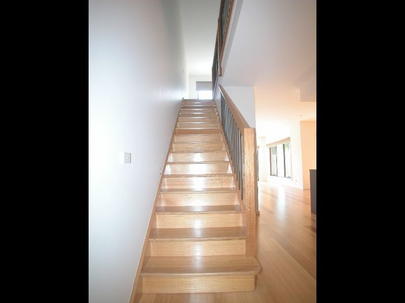 12 Poets Court, Mernda VIC 3754