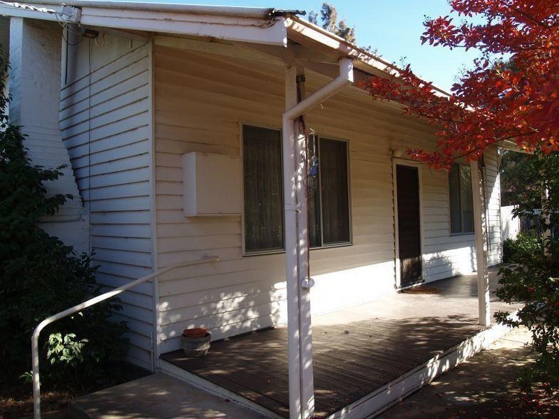 3 Murray Avenue, Numurkah VIC 3636