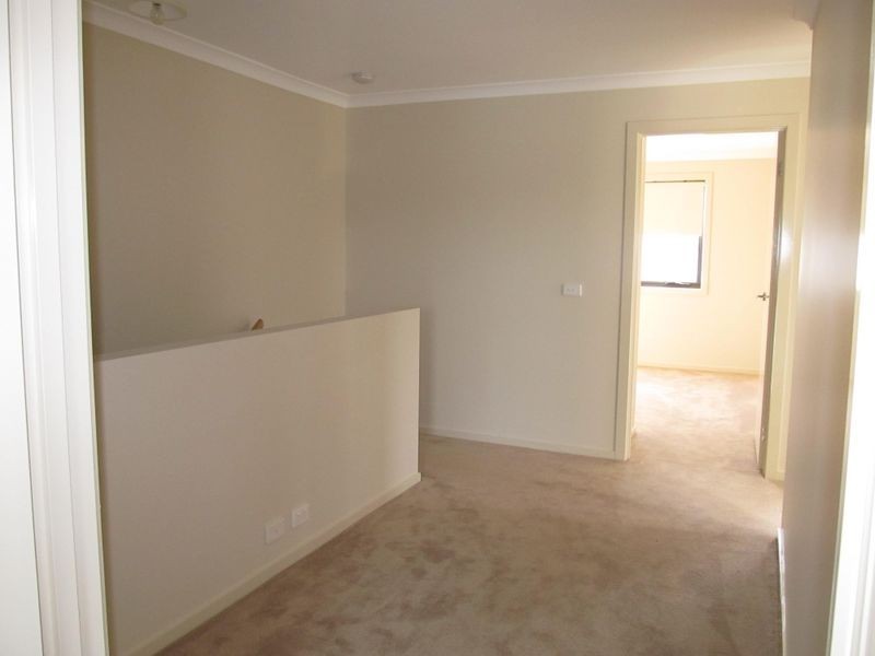 27 Courthouse Walk, Doreen VIC 3754