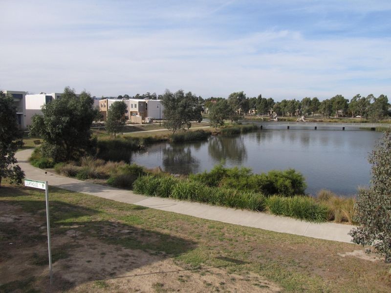 27 Courthouse Walk, Doreen VIC 3754