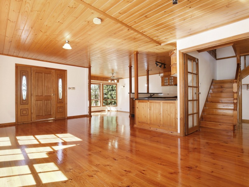 6 Laurina Turn, Mill Park VIC 3082