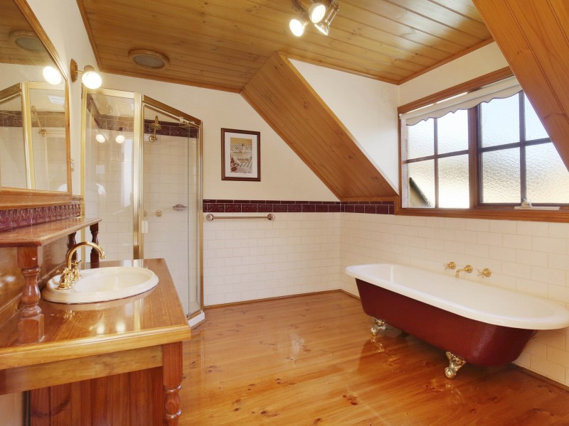 6 Laurina Turn, Mill Park VIC 3082