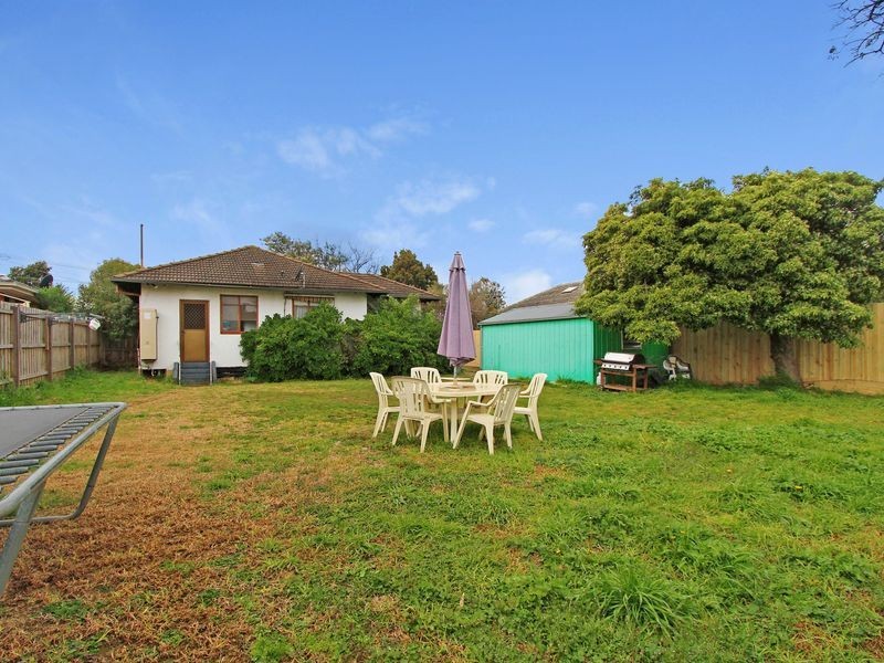 21 Marie Avenue, Heidelberg Heights VIC 3081