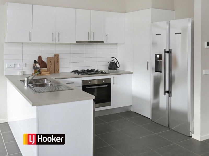 30 Burssi Circuit, Doreen VIC 3754