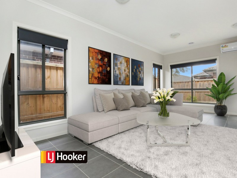 30 Burssi Circuit, Doreen VIC 3754