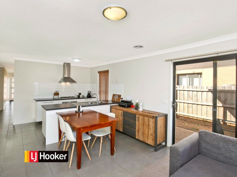 41 Fitzwilliam Drive, Doreen VIC 3754