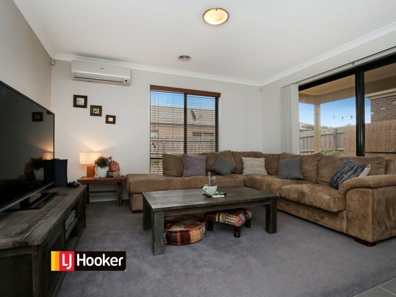 1 Garden Road, Doreen VIC 3754