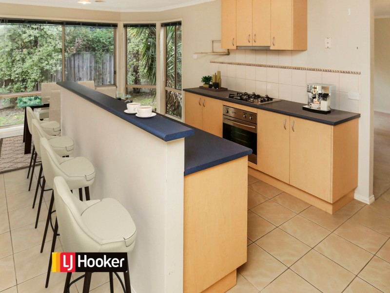 8 Featherpark Terrace, South Morang VIC 3752