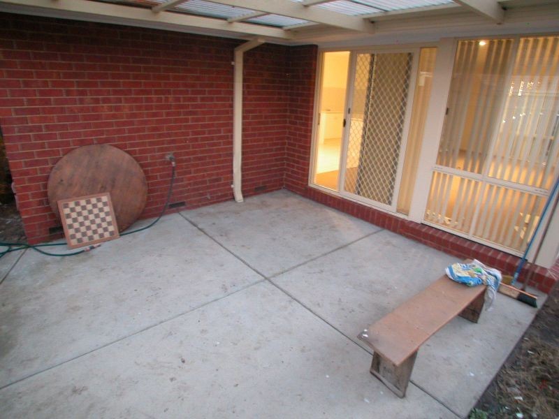 1/79 Woolnough Drive, Mill Park VIC 3082